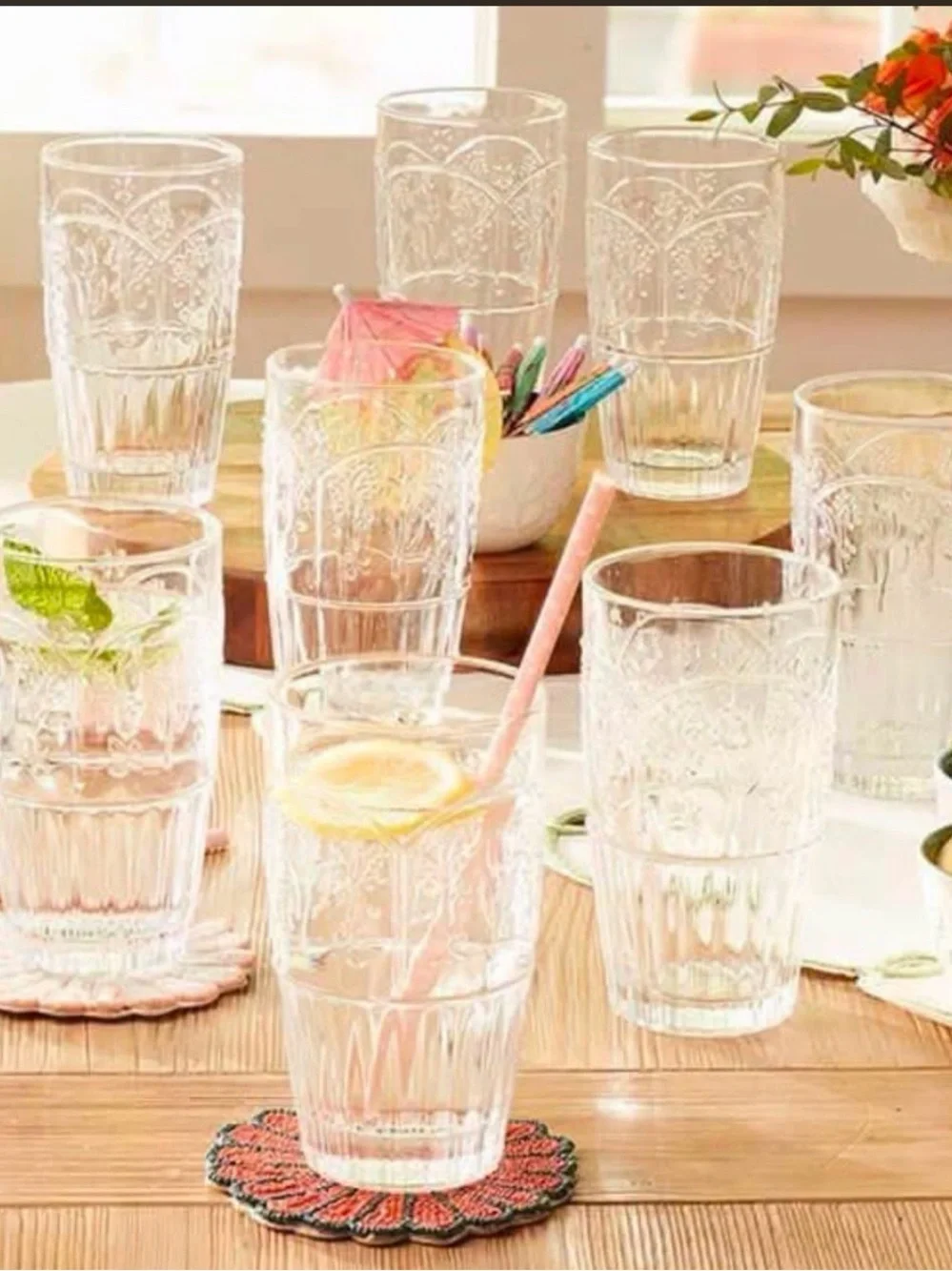 Princess House Wildflower Pitcher & 8 Glasses.